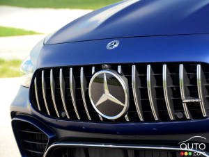 Mercedes-Benz Recalling 750,000 Vehicles Whose Sunroof Could Fly Off